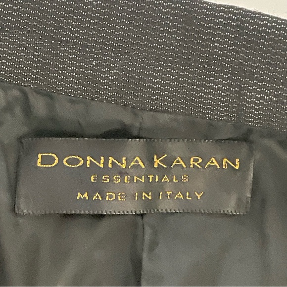 Donna Karan Essentials Made in Italy Wool Blazer – Elegant Minimalist Look, US 4 - Picture 4 of 17
